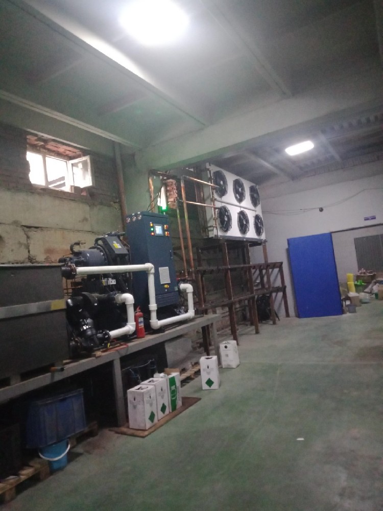 俄羅斯螺桿機使用中